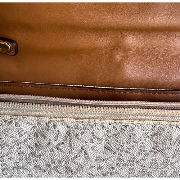 Michael Kors crossbody Beige and Brown Classic MICHAEL Michael Kors Bag - Picture 11 of 12